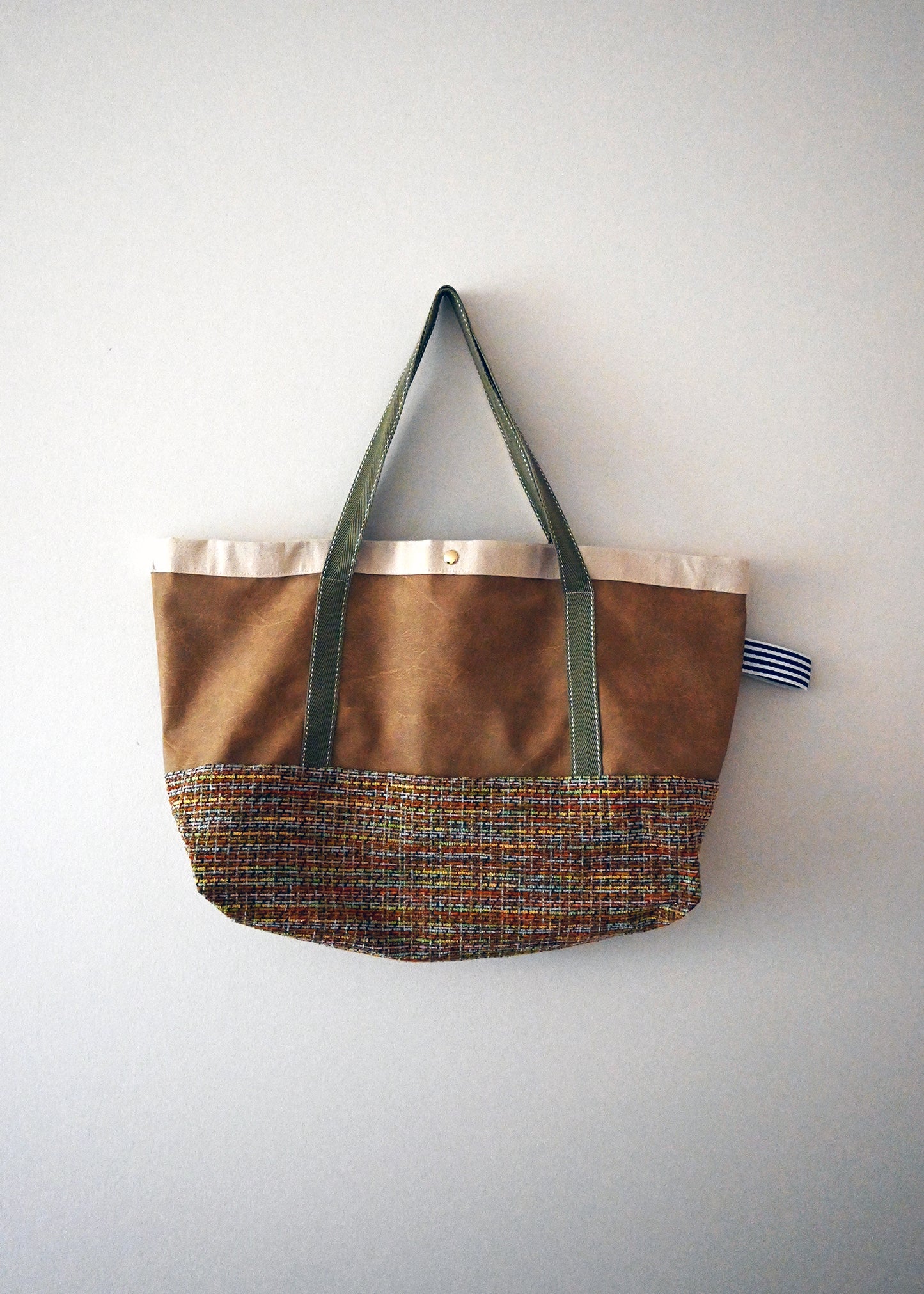 'Parallax' Tote